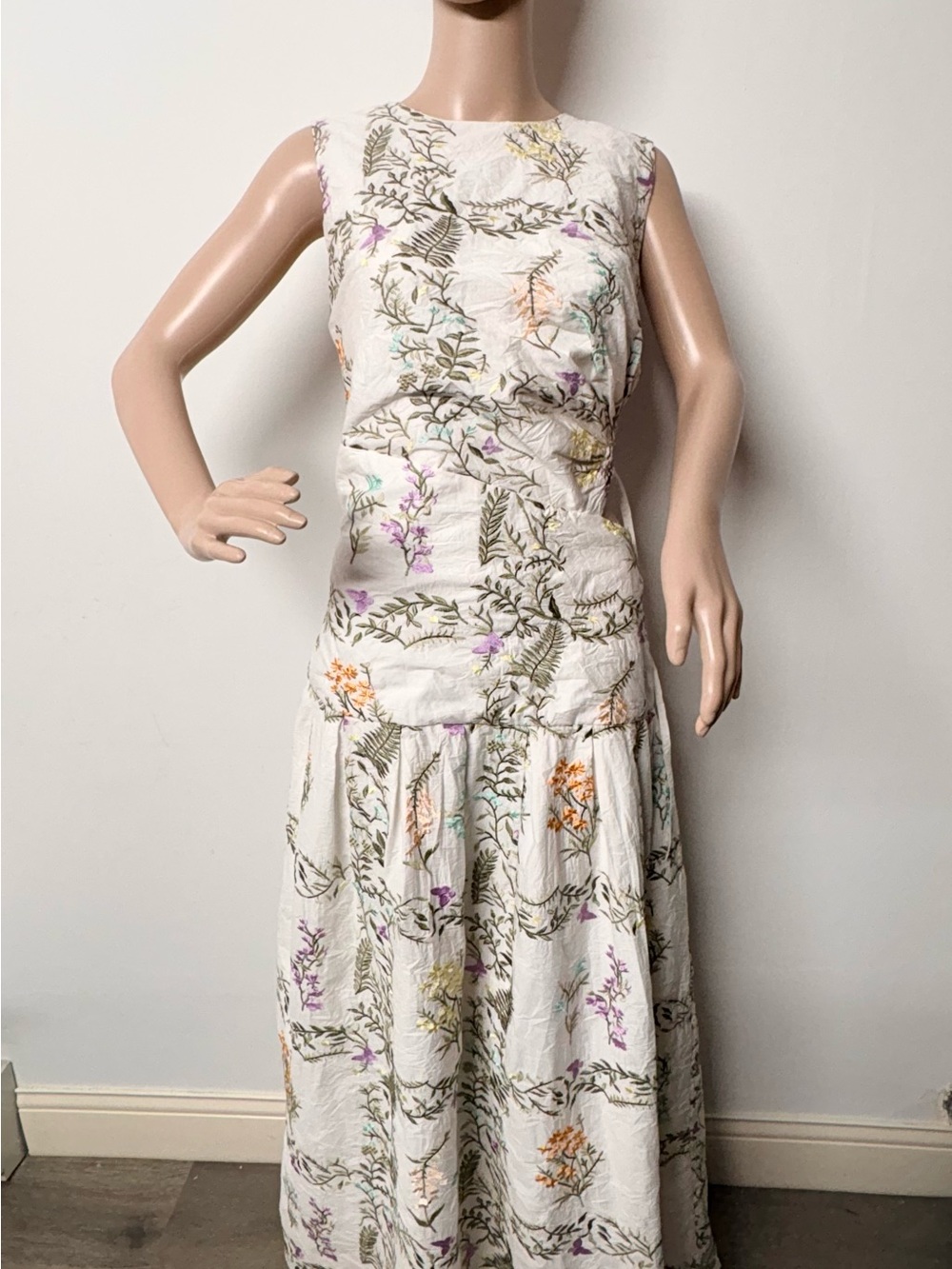 Anthropologie White Floral Long Sleeve Maxi Dress